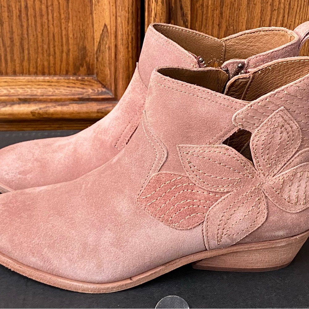 NIB Frye Farrah Floral Boots Sz 8.5 Light Rose $298 Sundance Catalog